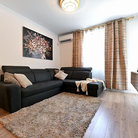 Newly Renovated Apartment Luce Zadar Exterior foto